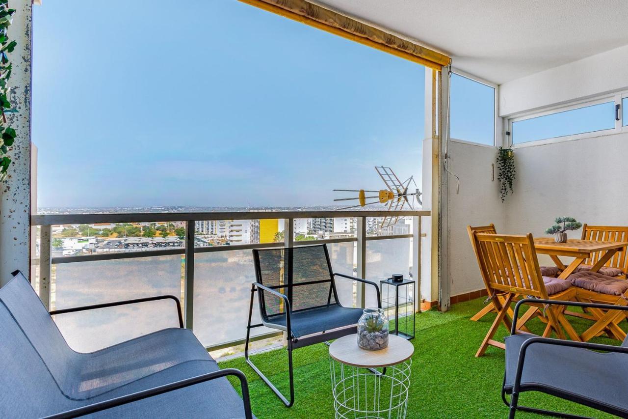 Bright 1Bdr Apartment W/Balcony & Pool By Lovelystay سيلفيس المظهر الخارجي الصورة